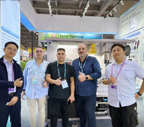 Latest company news about Dag 1 van de Canton Fair 2025